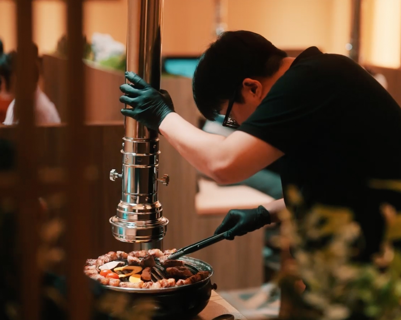 고명의 프리미엄 저녁 식탁